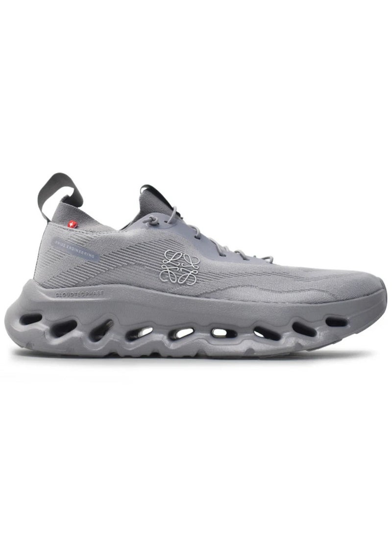 On Running On  Running - Image 4